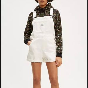 Levi vintage shortall white xs